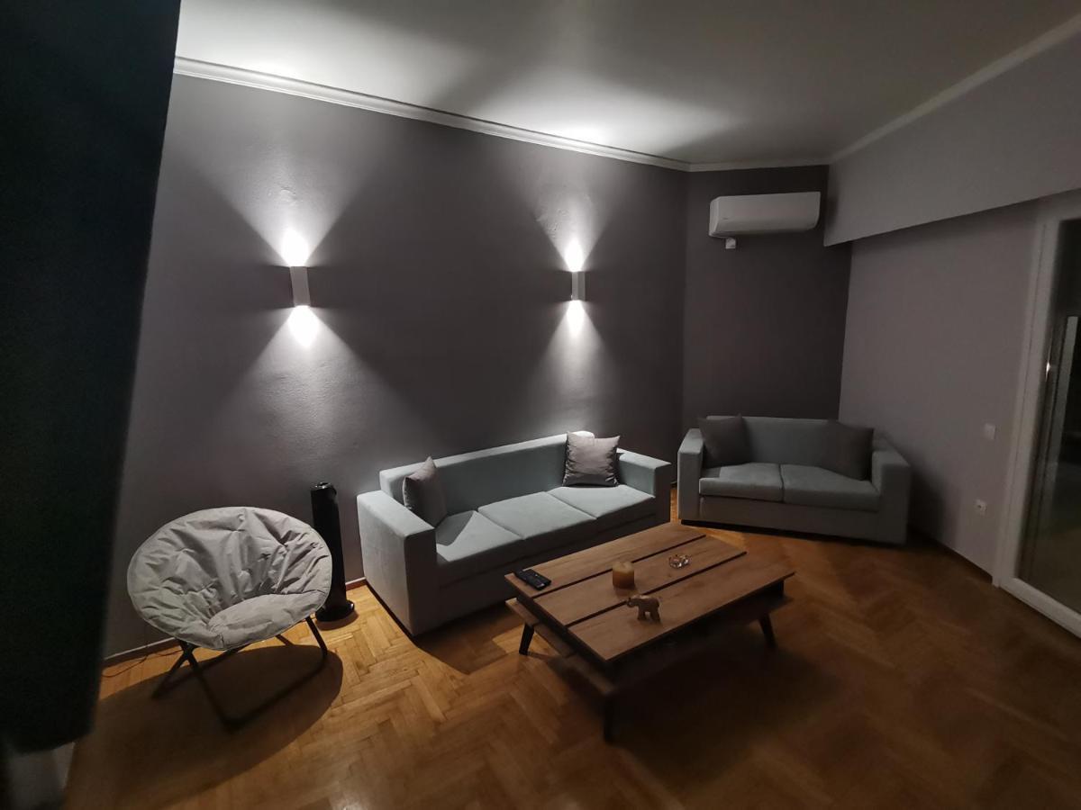 Apartament Penthouse Spacious W Super Wifi & Terrace, 2 Min From Metro Ateny Zewnętrze zdjęcie